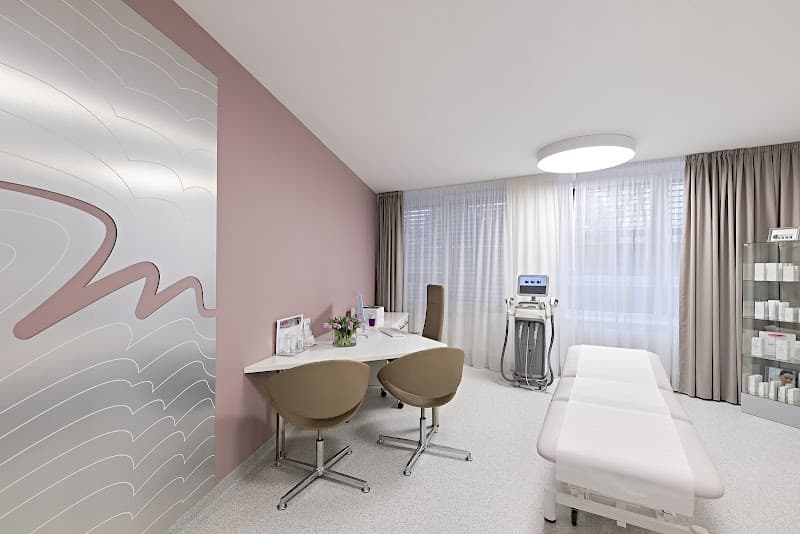 MEDICOM Clinic