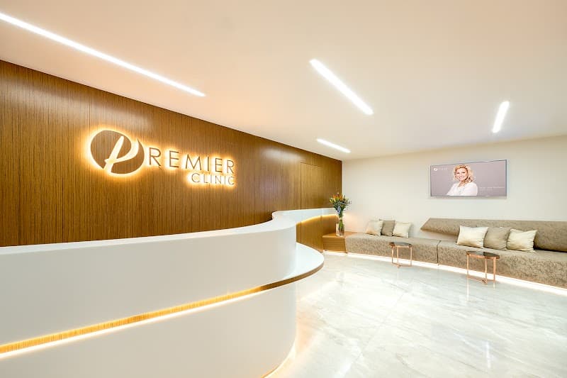 MUDr. Karel Urban - Premier Clinic - plastická chirurgie