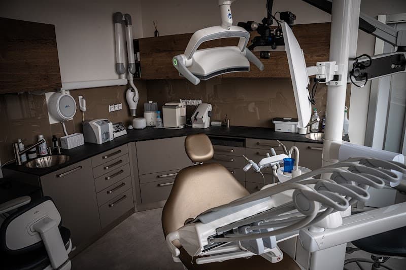 Diobe, dental clinic clinic photo