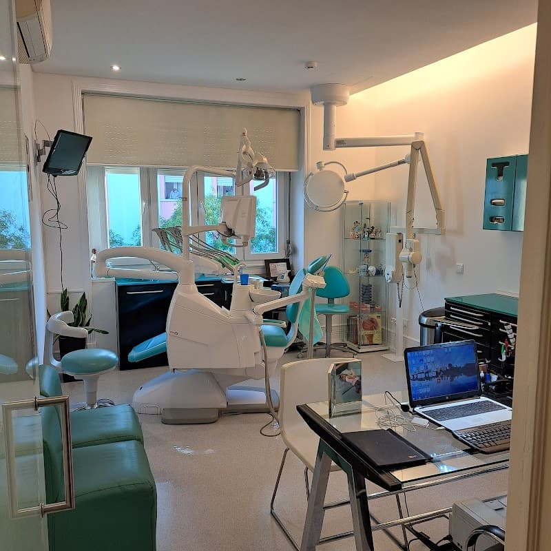 Dentisaude clinic photo