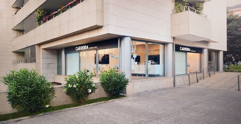 CARREIRA DENTAL CLINIC - Porto