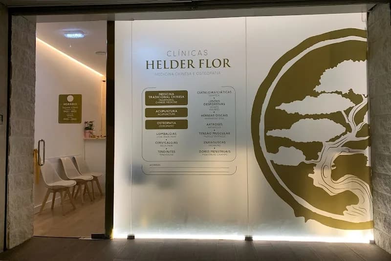 Clínicas Helder Flor