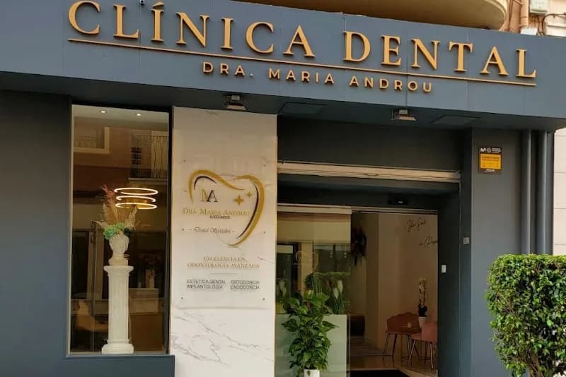 Clínica Dental María Androu