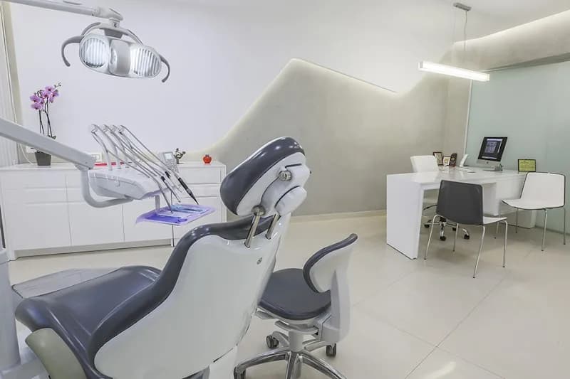 My Dental Center - Όλγα Καραγκιοζίδου