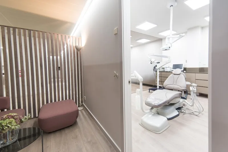 Clínica Dental Perios Salanova Valencia
